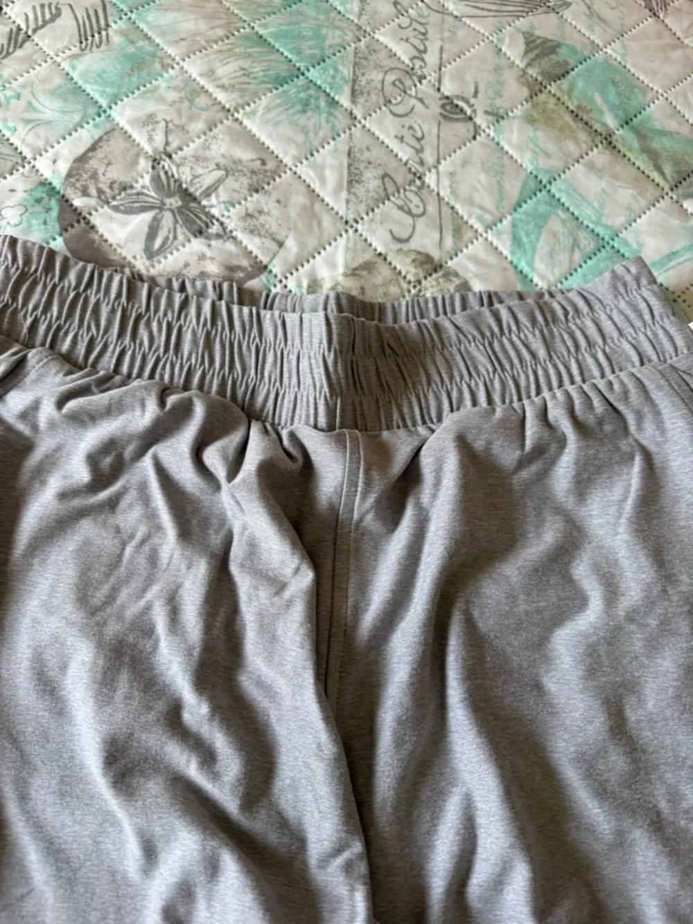 NWT Buttercore Elastic Waist Shorts Set - Black & Light Gray - Picture 8 of 15